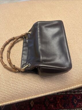Cl#1 Pre Loved Gucci Leather purse with bamboo handles